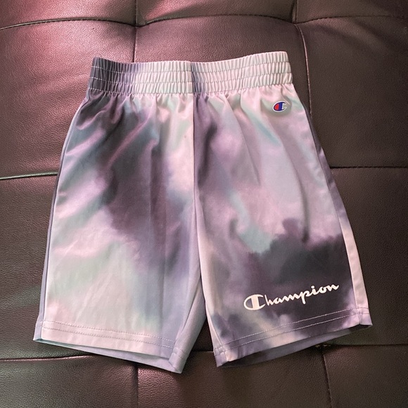 Champion T-shirt and Shorts Set - Picture 3 of 3